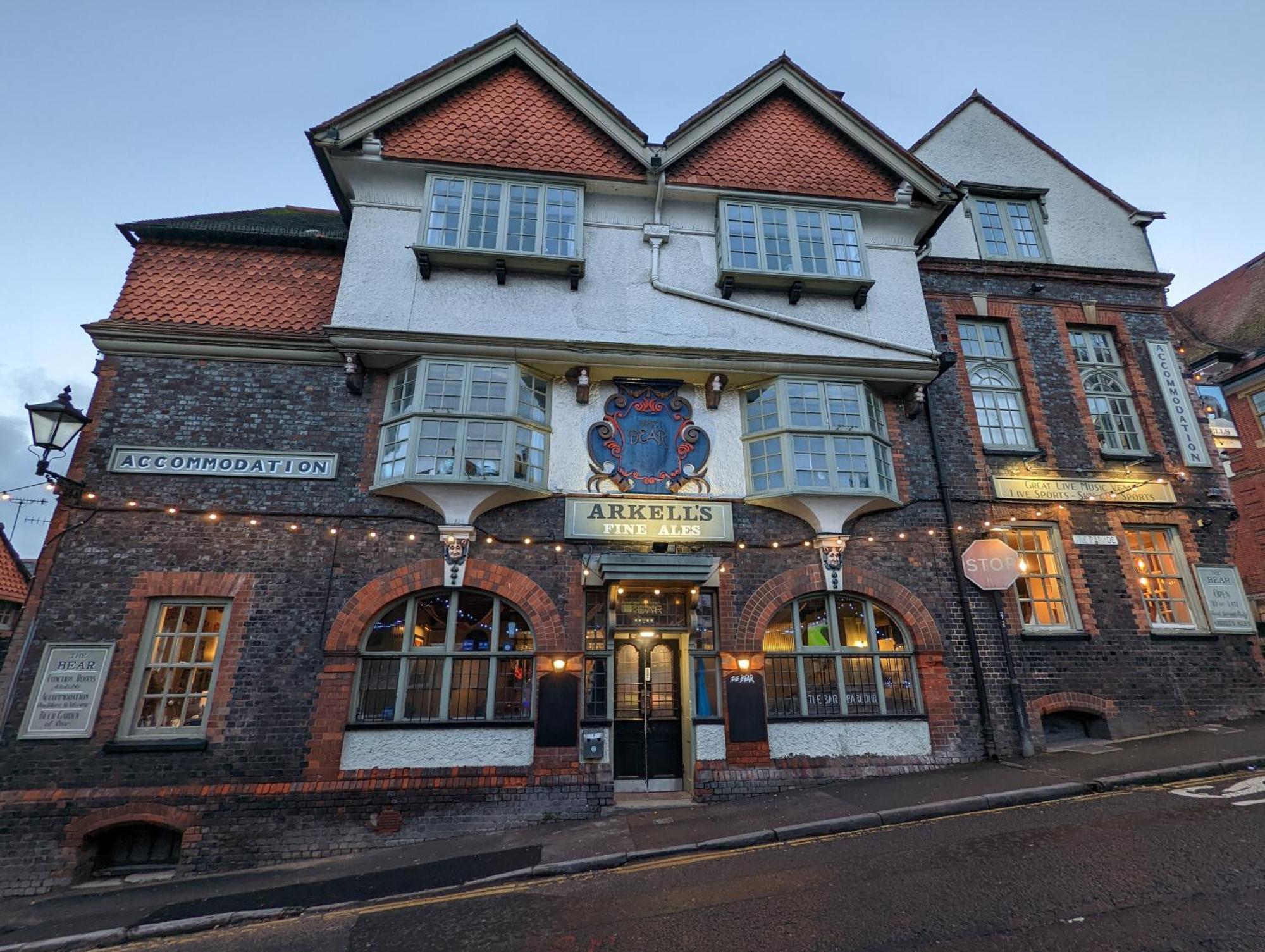 Hotel The Bear Marlborough Exterior foto